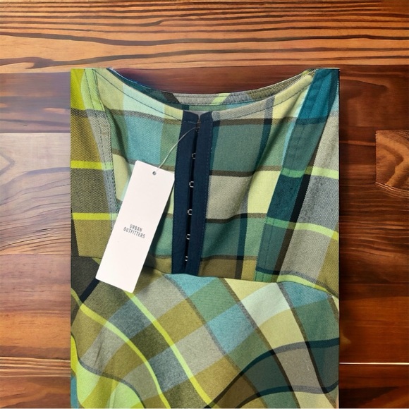 Urban Outfitters Plaid Hook & Eye Plaid Mini Dress Green Zipper Side Size XS NWT - Picture 5 of 13